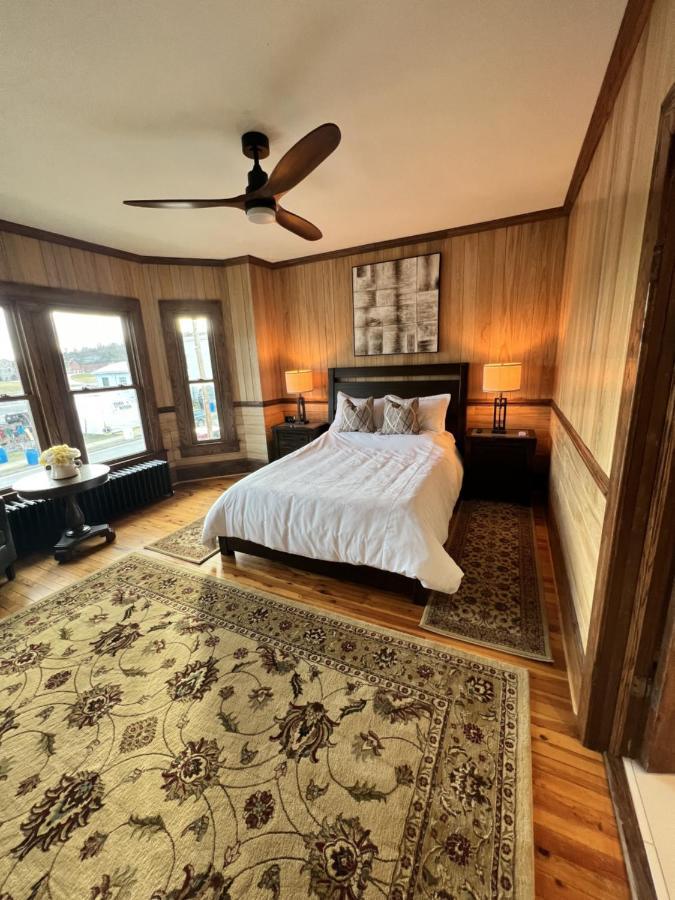 Monterey Inn Buitenkant foto